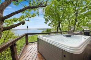 Terrace/patio - Overlook - Hot Tub - Beaver Lake (Garfield)