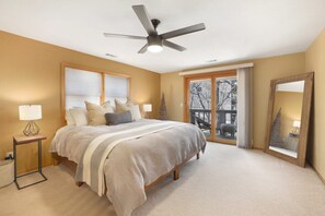 5 bedrooms, iron/ironing board, WiFi, bed sheets