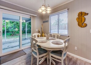 Dining - 182 Cathy Place by Forehand Rentals (Panama City Beach)