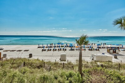 Celadon: Unit 102 by Forehand 度假村