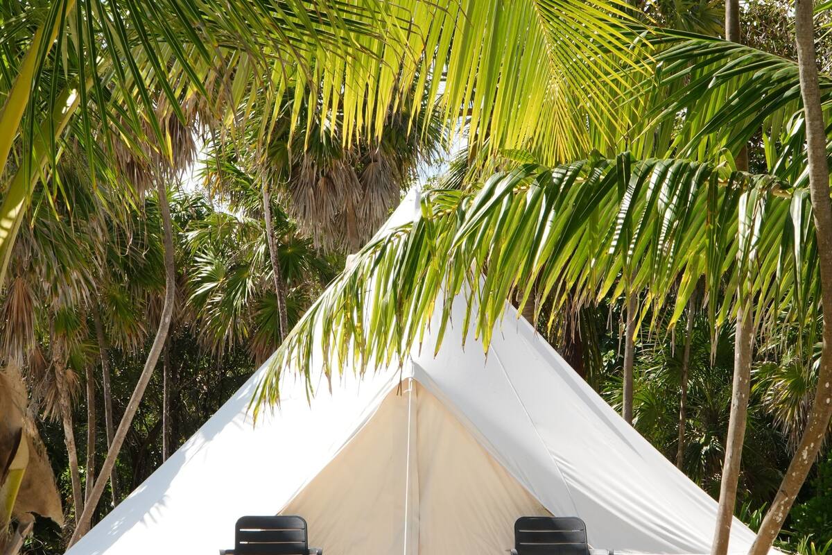 Family Tent, Pool Access, Beachfront