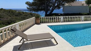 Pool - Villa with sea views, 4 bedrooms, free WIFI (Binisafuller)