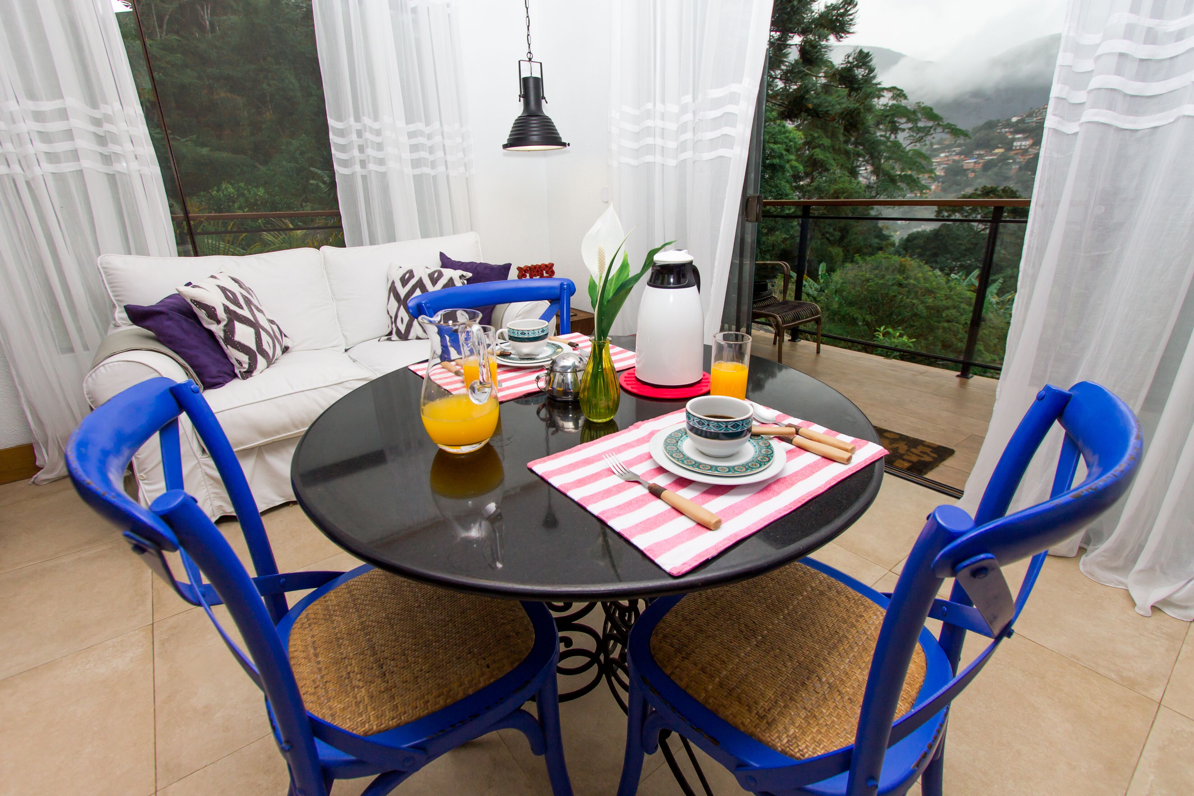 Panoramic-Chalet, 1 Queen-Bett, Bergblick (Chale da Pedra) | Essbereich im Zimmer