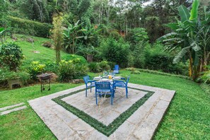 Chalet Comfort, pemandangan kebun (Chale da Araucaria) | Teras/patio