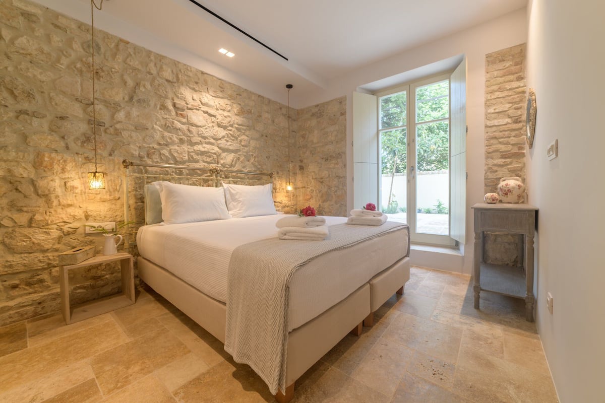 Suite Luxury, 1 camera da letto (Nespola) | 1 camera, una cassaforte in camera, con stile personalizzato