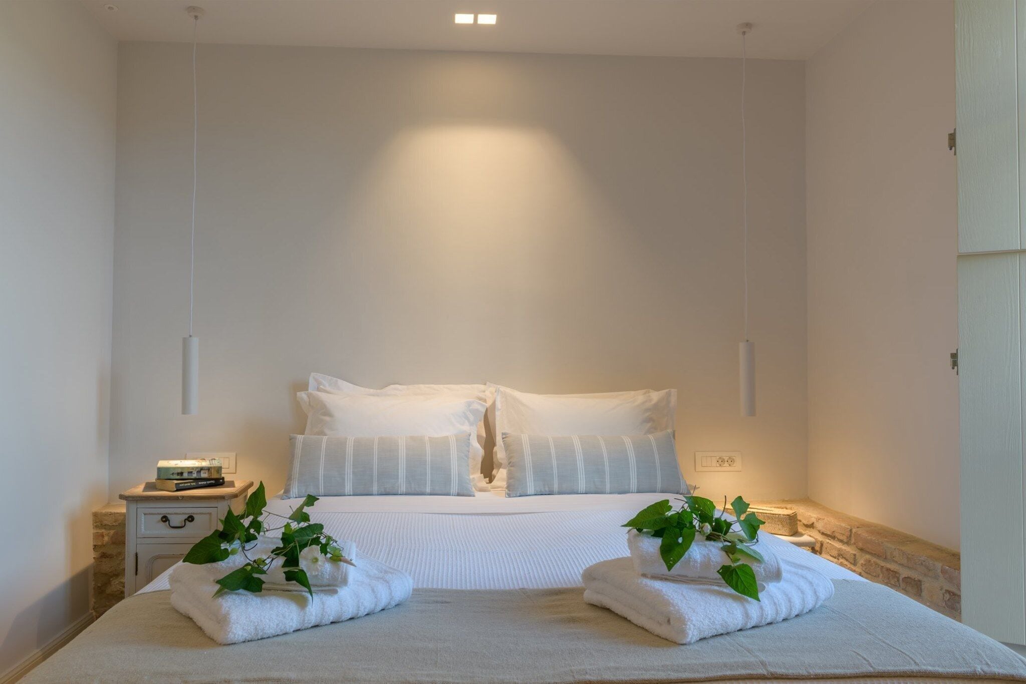 Deluxe House, 2 Bedrooms (Athina) | In-room safe, individually decorated, blackout curtains, soundproofing