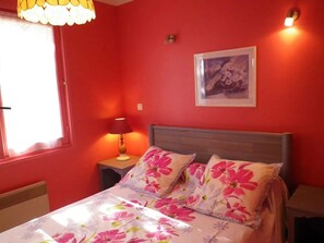 4 Schlafzimmer, Bügeleisen/Bügelbrett, WLAN