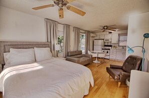 1 camera, ferro/asse da stiro, Wi-Fi, lenzuola