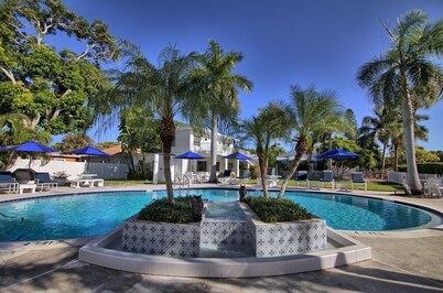 **** GulfSide Resort en St Pete Beach.  Unidad 1****