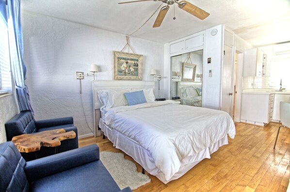 1 habitación, tabla de planchar con plancha, wifi y ropa de cama 