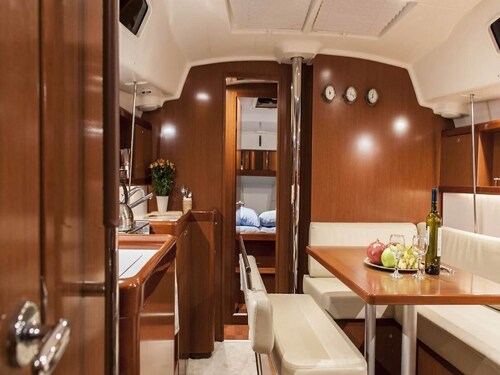 Βeneteau Oceanis 43 !!!