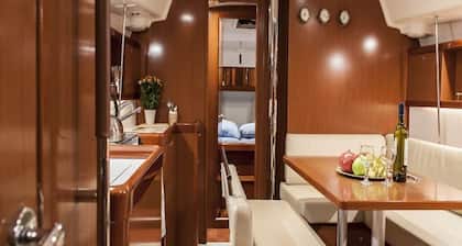 Βeneteau Oceanis 43 !!!