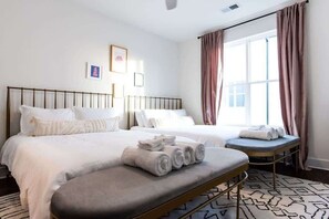 4 slaapkamers, een strijkplank/strijkijzer, wifi, beddengoed