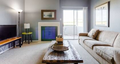 Convenient long term Austin condo