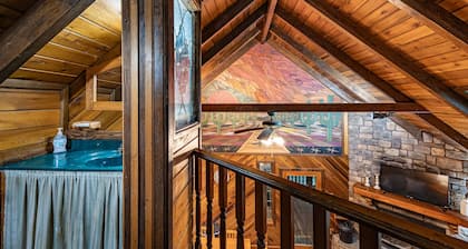 Mill Creek Cabins 7- Secluded Luxury Cabins 2 miles New River Gorge NP entrance