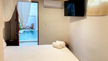 Basic Double Room, 1 Double Bed (F3) | Minibar, in-room safe, free WiFi