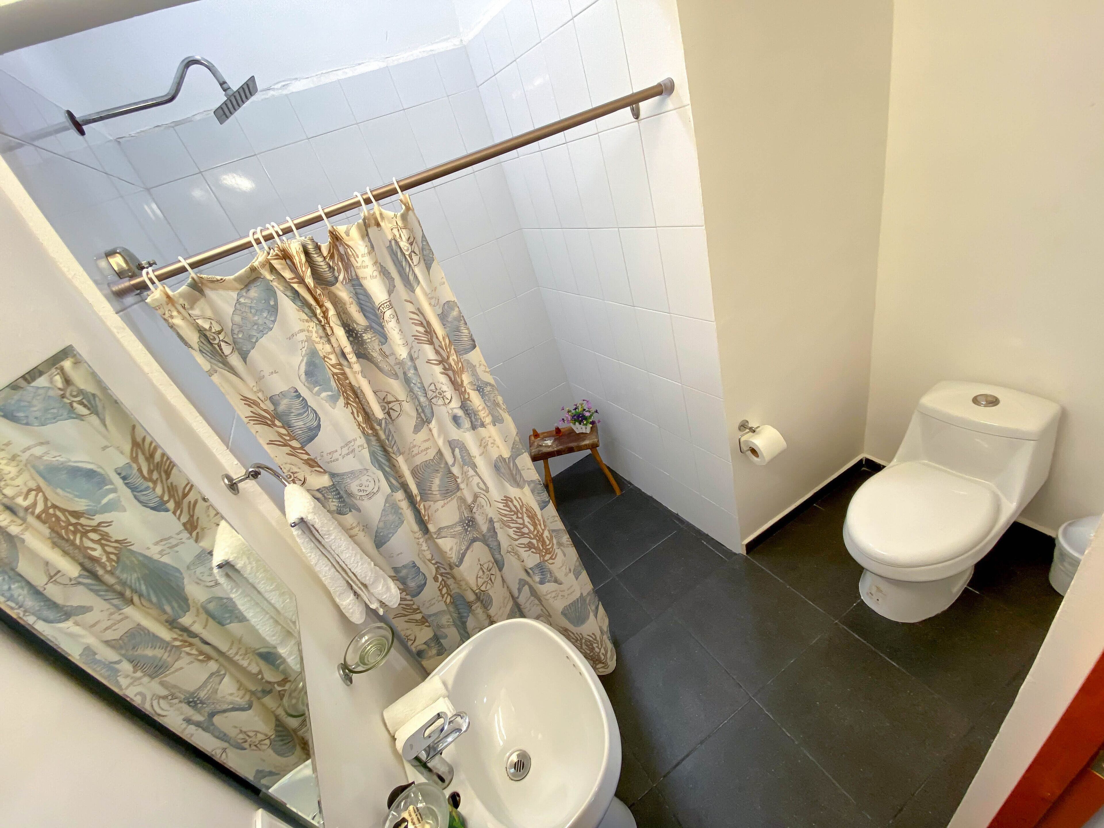 Basic Double Room, 1 Double Bed (F3) | Bathroom | Shower, free toiletries, towels