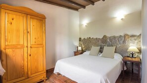 1 quarto, ferros/tábuas de passar roupa, berço de viagem, Wi-Fi