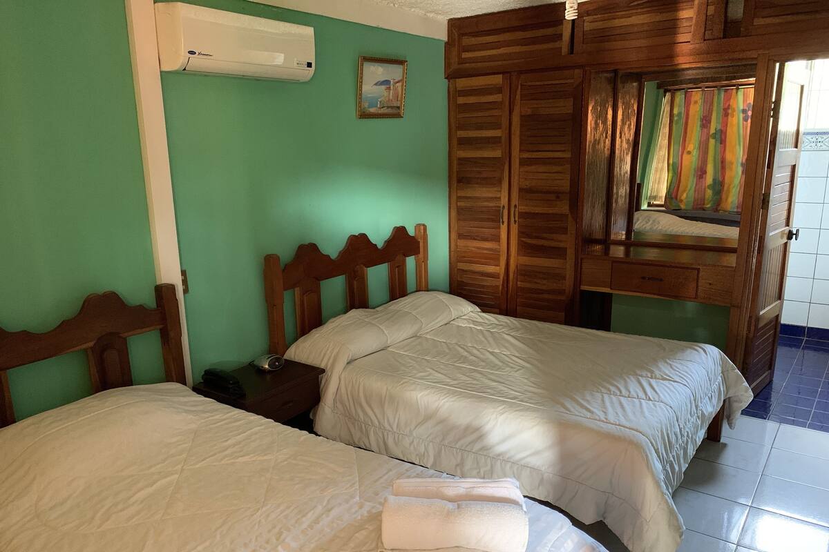 In-room safe, free WiFi, bed sheets