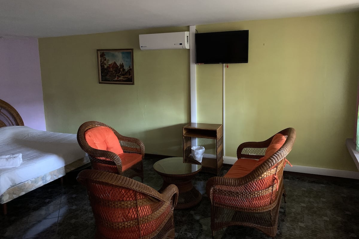 Comfort studio suite | Een kluis op de kamer, gratis wifi, beddengoed