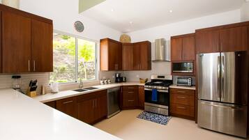 Luxury Villa, 3 Bedrooms, Private Pool, Ocean View | Private kitchen | Fridge, microwave, oven, stovetop