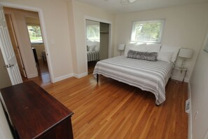 5 Schlafzimmer, Bügeleisen/Bügelbrett, kostenloses WLAN, Bettwäsche