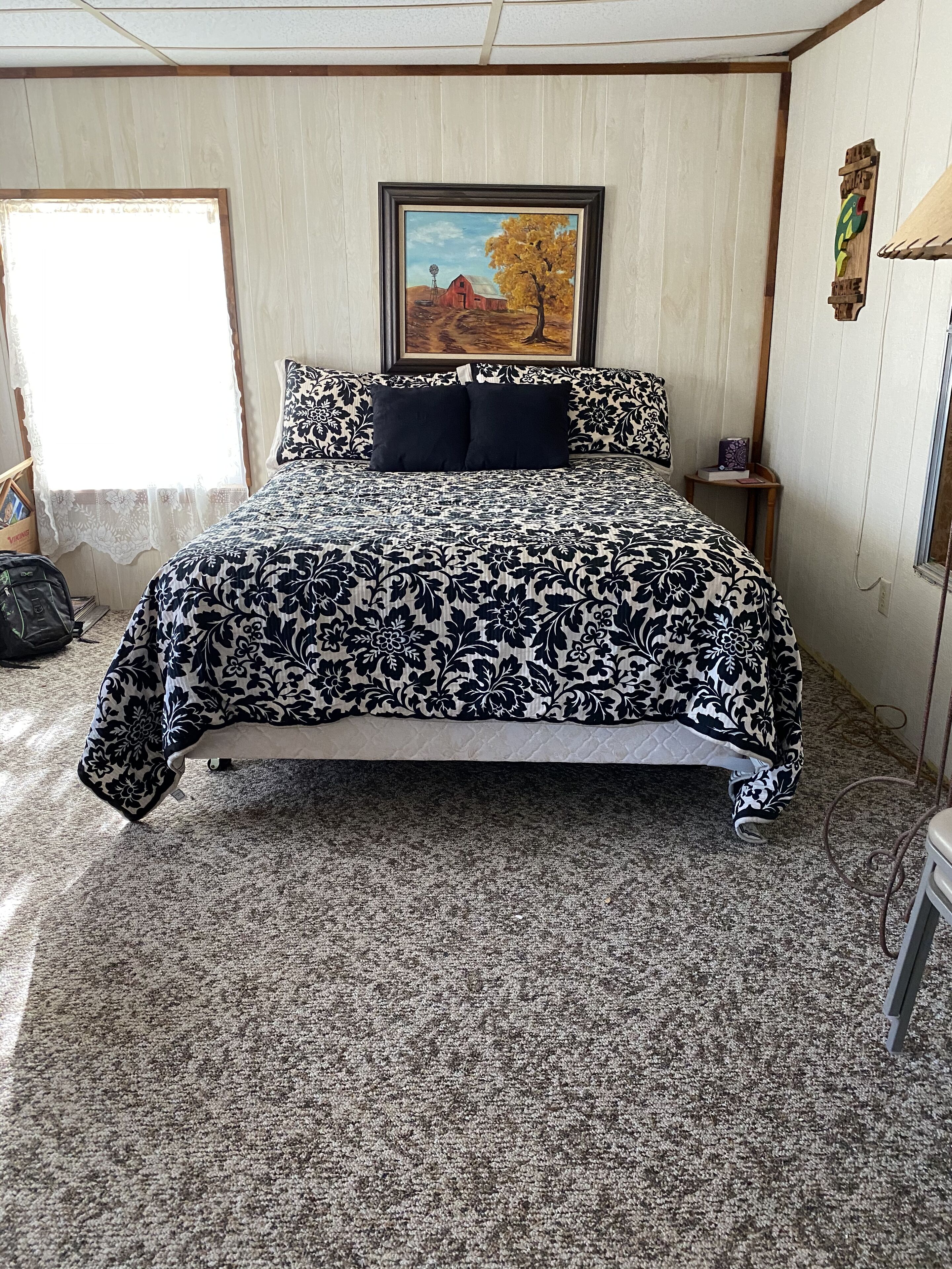 3 多间卧室、熨斗/熨衣板、WiFi、床单