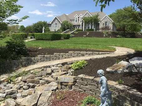 Property grounds. Beautiful Mansion in the Country & Wedding Venue