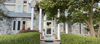 Beautiful Mansion in the Country & Wedding Venue