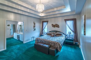 6 bedrooms, desk, iron/ironing board, free WiFi - Beautiful Mansion in the Country & Wedding Venue (Waynesboro)
