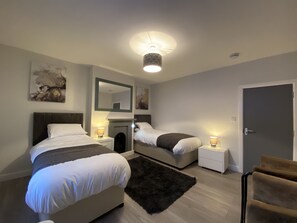 Soundproofing, iron/ironing board, free WiFi, bed sheets - The Fordham Inn (Bedford)