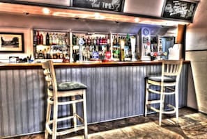 Bar (in der Unterkunft)