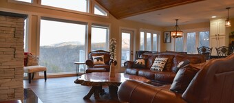 Location! Location! 11 Beds! Best Views In The Smokies! Minutes from Everything!