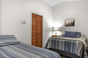5 quartos, Wi-Fi, roupa de cama