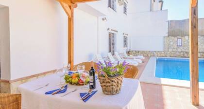 Casa El Torero El Bosque by Ruralidays