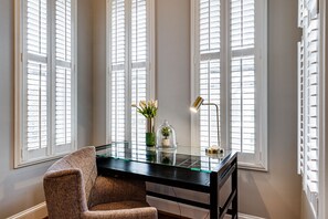 Interior - Stunning Home on Capitol Hill (Washington)