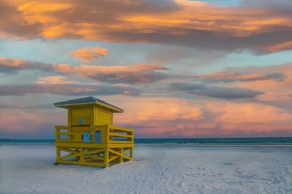 Beach - 2 Cottages Rented Together | Amazing Heated Pool | Near Beaches (Sarasota)