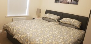 3 chambres, accès à Internet