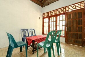 Lobby sitting area - JIO Homestay (Yogyakarta)