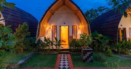 Penida Sunset Ocean View Bungalows