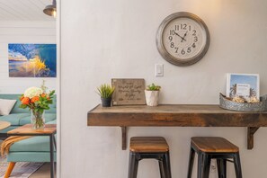 Interior - Near Bay w/ BBQ, Deck, A/C, Bikes, Beach Gear, Parking & Wi-Fi - Min to Beach! (San Diego)
