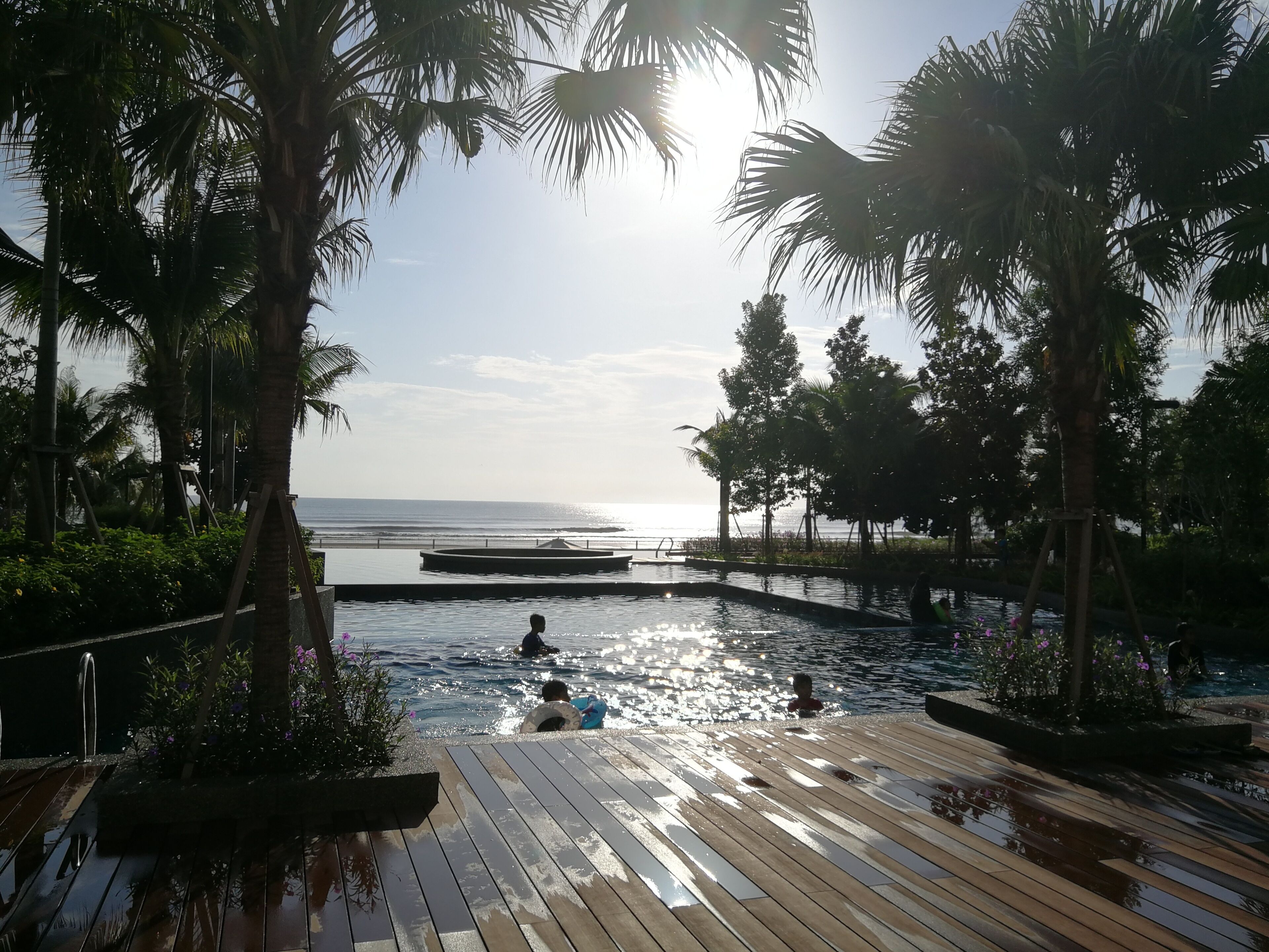 3 outdoor pools, open 7:00 AM to 10:00 PM, free cabanas, pool umbrellas