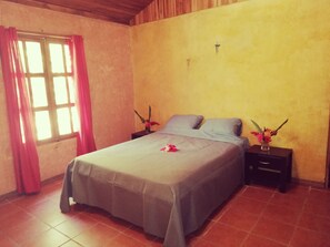 Traditional Room, Multiple Beds, Accessible, Garden View | Free WiFi, bed sheets, wheelchair access - Mundo Goub'Art (Cóbano)