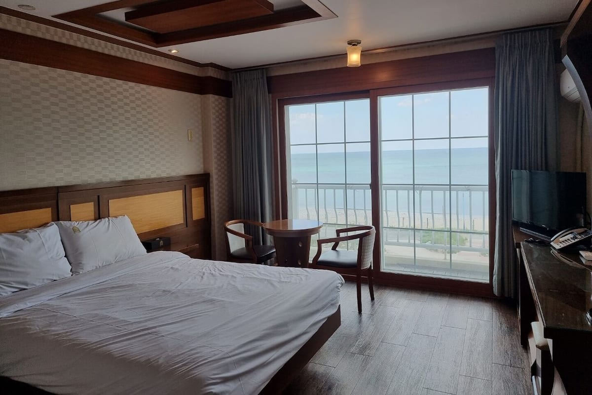 Double Room 3F | 1 bedroom, free WiFi
