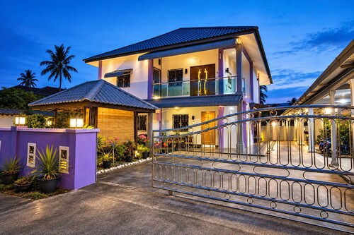 Ocean Lodge