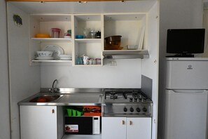 Refrigerador y comedor 