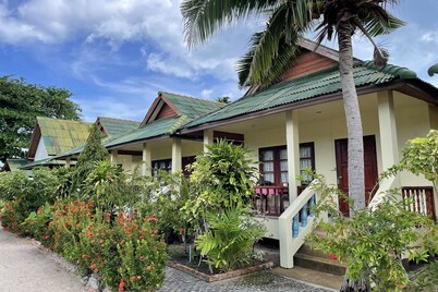 Sea Breeze Bungalow