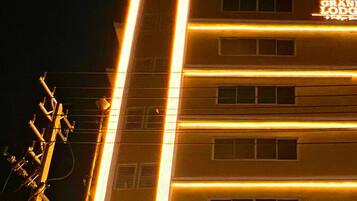 Konaklama yerinin ön cephesi