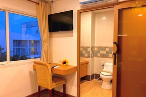 Superior Double Room | Bathroom