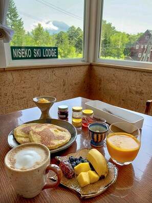 Breakfast and dinner served  - The Niseko Ski Lodge - Higashiyama (Niseko)